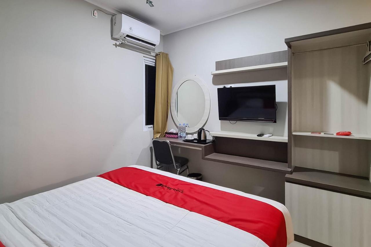 Gaia Asri Hotel Pamanukan Hilir Exterior foto