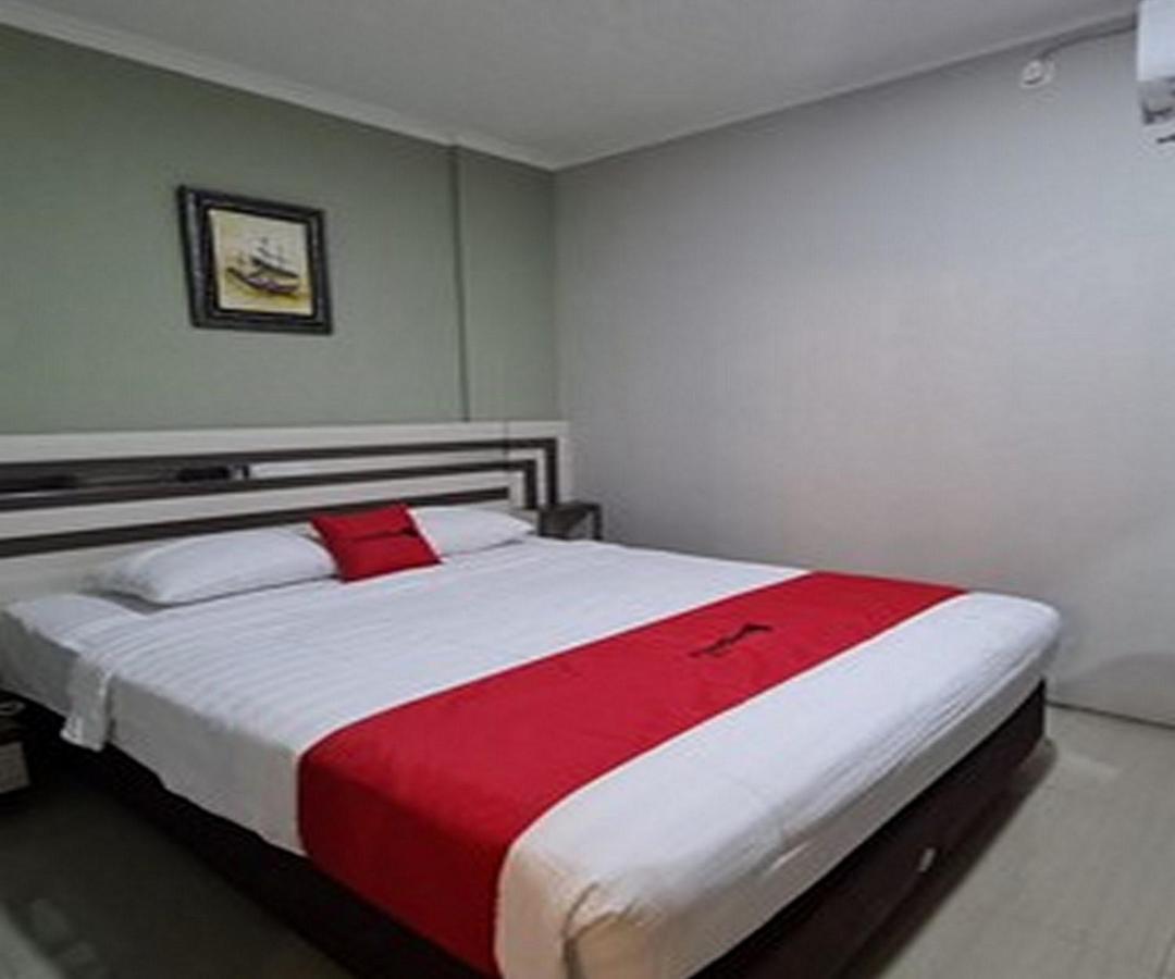 Gaia Asri Hotel Pamanukan Hilir Exterior foto