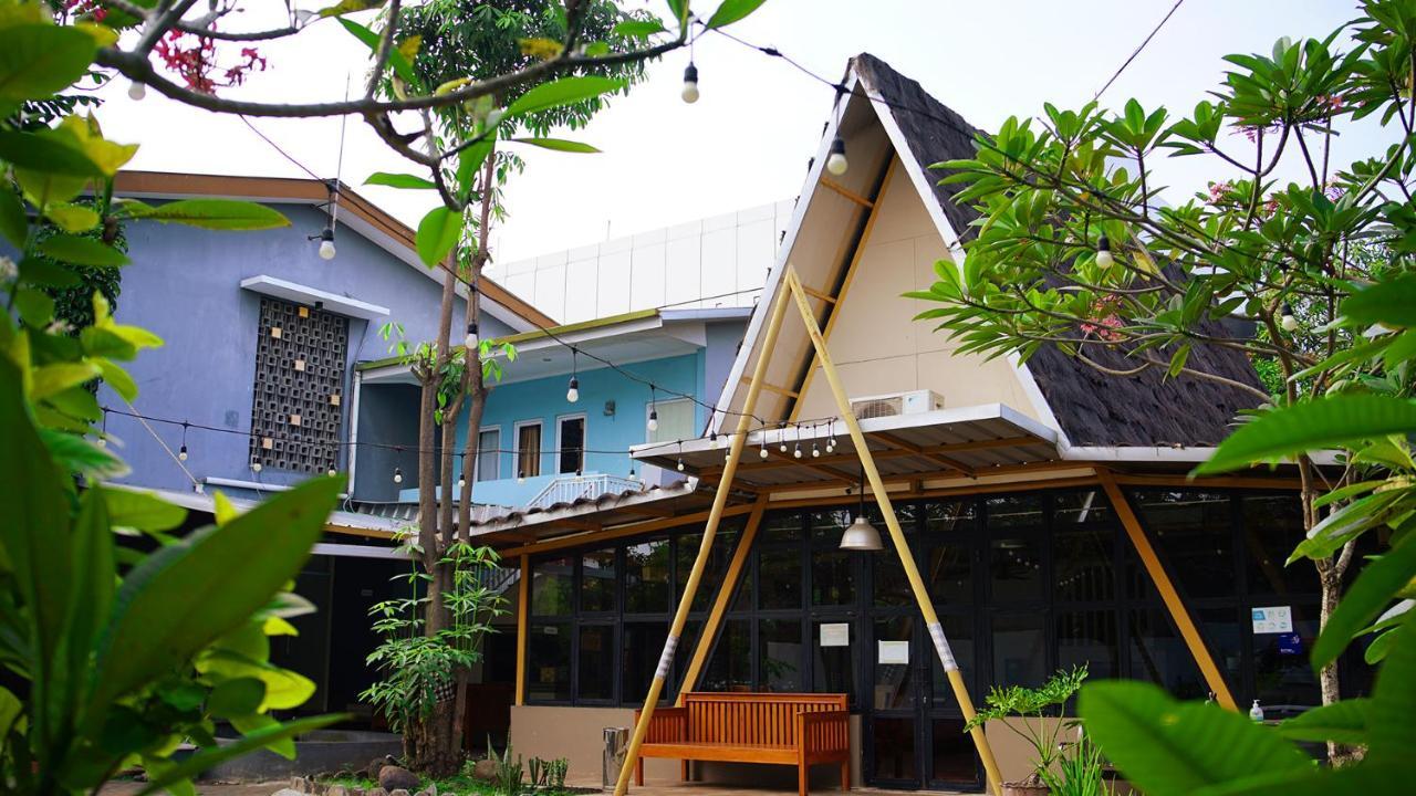 Gaia Asri Hotel Pamanukan Hilir Exterior foto