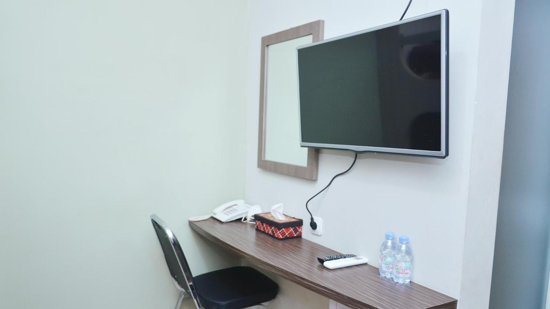Gaia Asri Hotel Pamanukan Hilir Habitación foto